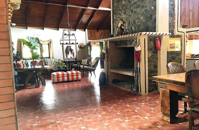 Villa Rancho Buenaventura Salon 1